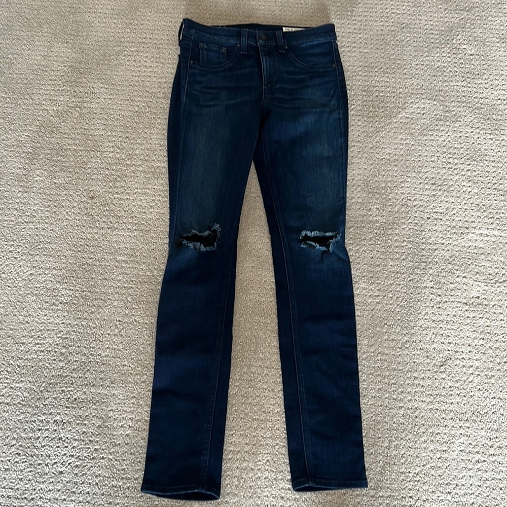 Rag and Bone women's skinny Jean brand new size 26